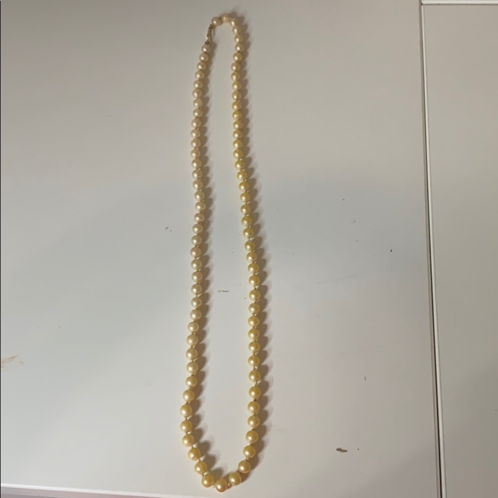 Pearl necklace